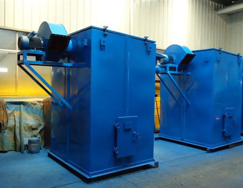 介紹單(dan)機脈沖除塵器(qi)結構上的特點(diǎn)